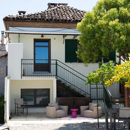 Casa Di Mia Zia Bed&wine - Uve * Costigliole d'Asti